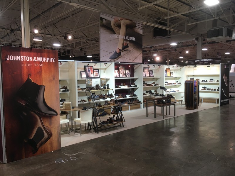 Rental exhibit display